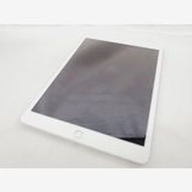 2022高い素材 iPad 10.2インチ 美品 (第8世代) タブレット