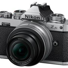 Nikon Z fc 16-50 VR レンズキット [シルバー] 【お取り寄せ（5週から7週程度見込み）での入荷、発送】