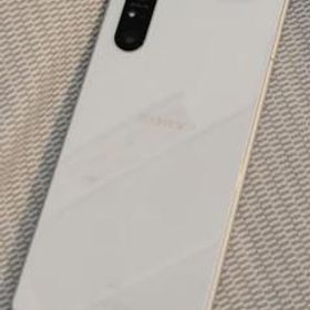 Xperia 1 II ホワイト 128 GB au