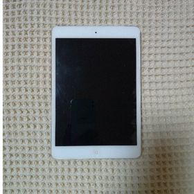 アップル iPad mini 2 16GB シルバー au ジャンク品(タブレット)