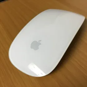 Apple Magic Mouse 2 MLA02J/A ホワイト