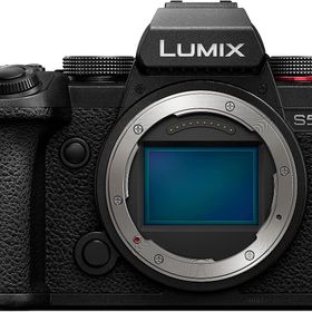 パナソニック LUMIX フルサイズミラーレス一眼カメラ/ボディ DC-S5M2 お取り寄せ OY