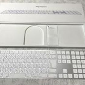 Apple Magic Keyboard（テンキー付き）- 日本語（JIS）