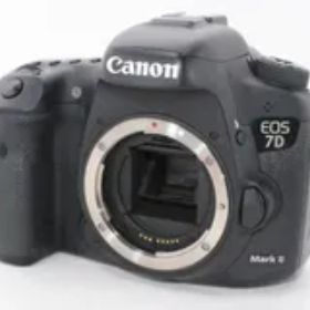 Canon デジタル一眼レフカメラ EOS 7D Mark IIボディ