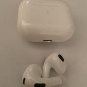 Apple AirPods 第3世代 MME73J/A 新品¥18,150 中古¥13,000 | 新品