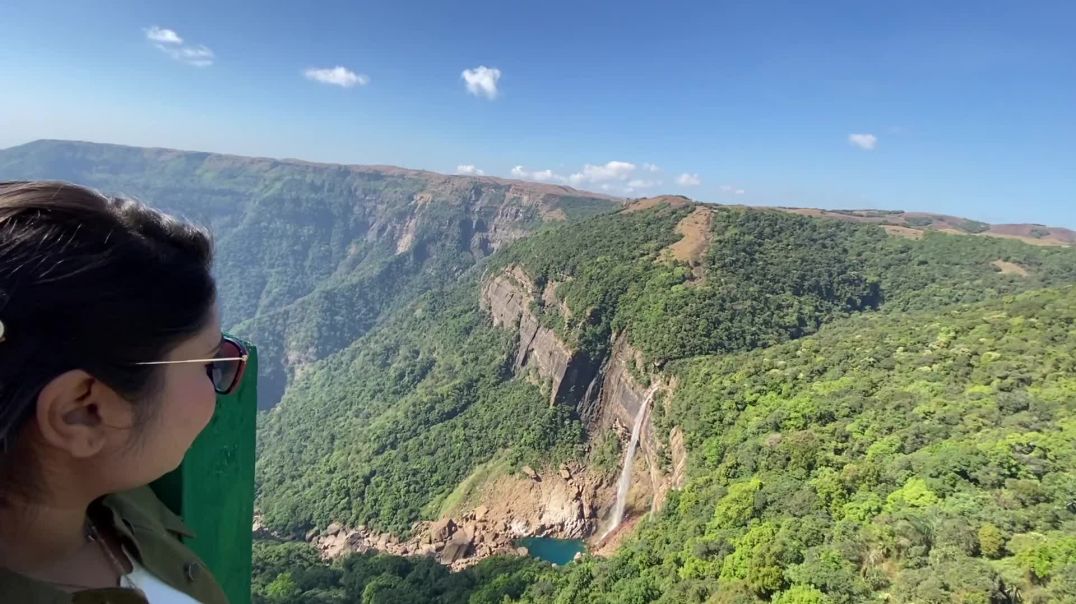 NohKaLikai Falls - Waterfall in Meghalaya