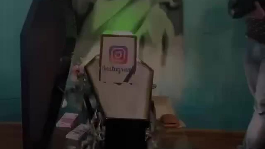 Russian Instagram funeral - Funny